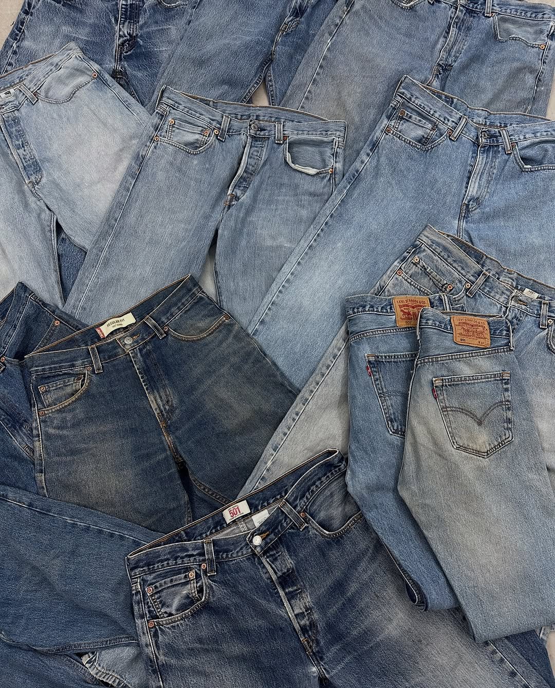 Photo by 서울데님 in 청량리역. May be an image of text.