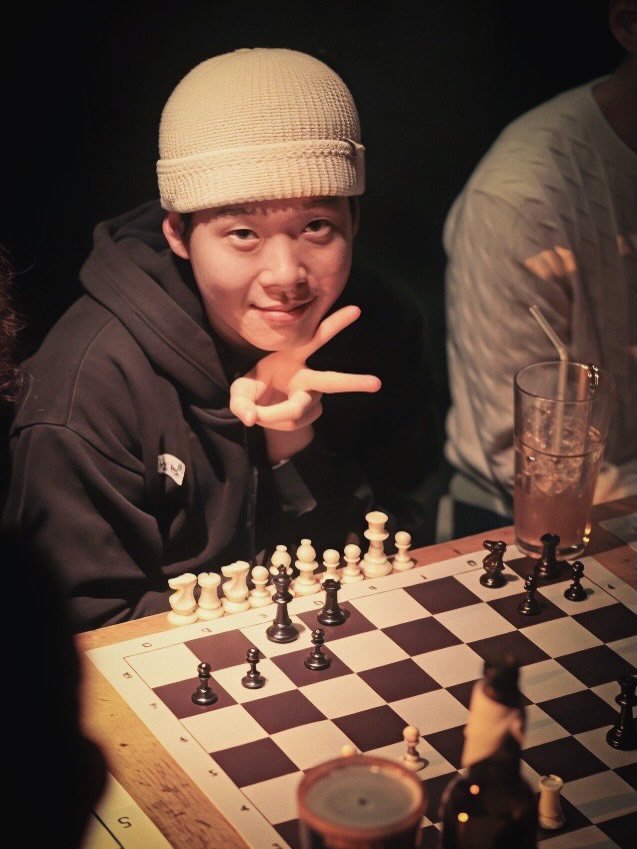 Photo shared by Seoul Chess Club 서울체스클럽 ♟️ on March 12, 2026 tagging @t12bar. May be an image of chess and text.