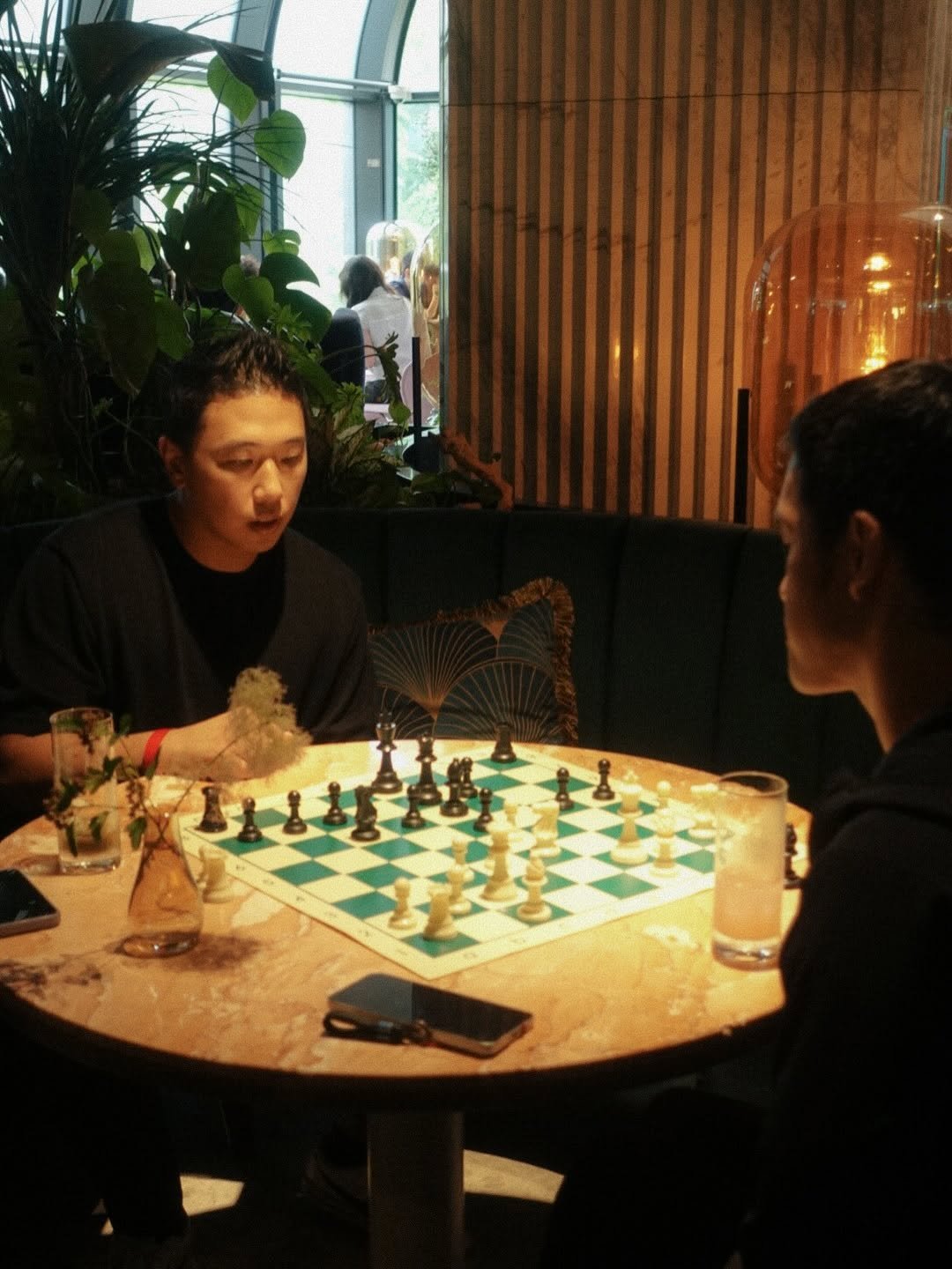 seoulchessclub 게시물 이미지: @seoulchessclub × @mondrianseoulitaewon

몬드리안...