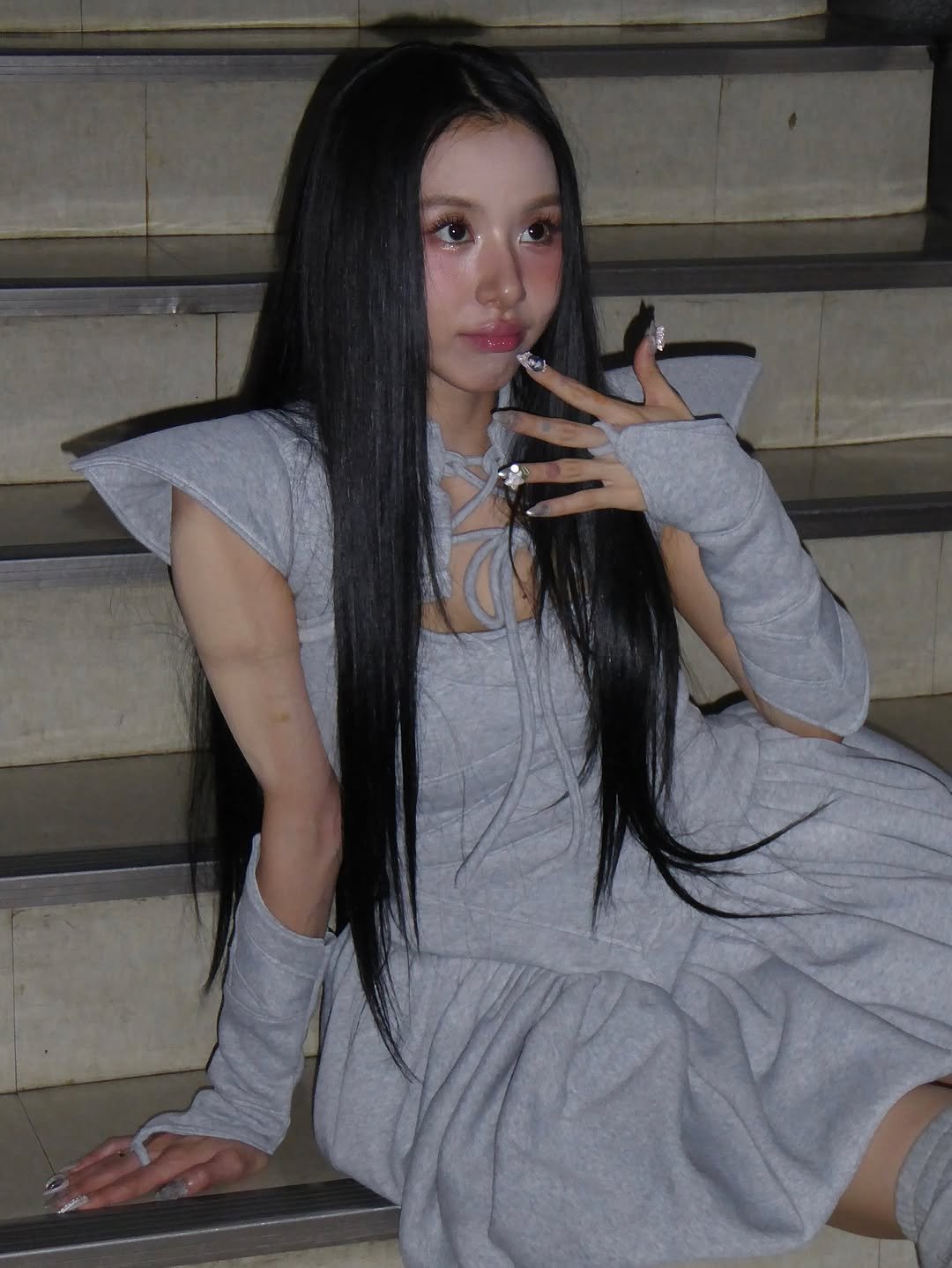 Photo shared by 김서울 Seoul Kim on September 14, 2025 tagging @chaeyo.0. May be an image of one or more people, hair, makeup, people smoking, cigarette, dress and text.
