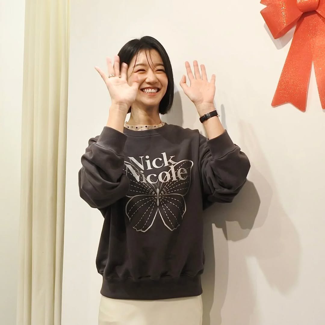 Photo shared by Seo Yea Ji (서예지) on September 30, 2025 tagging @yeyeji_seo.