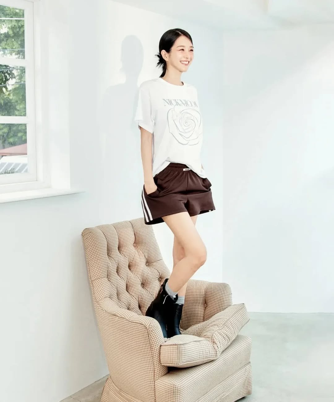 Photo shared by Seo Yea Ji (서예지) on June 13, 2025 tagging @nicknicole_official, and @yeyeji_seo.