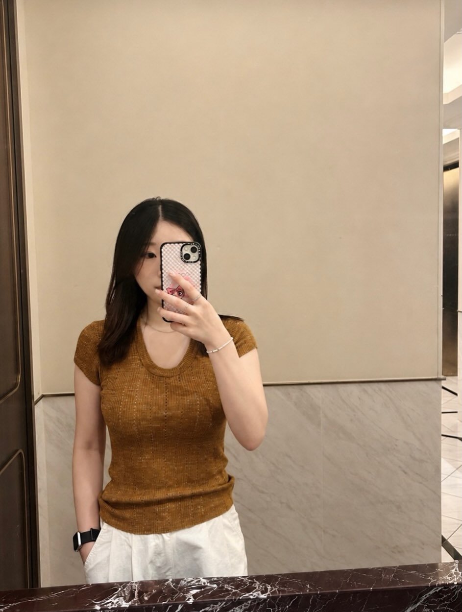 seoyn__ 게시물 이미지: 2026 오디갔지 왜 벌써 7월

어쩌다 포토존

마실나온거 아님

이건 봄 ㅎㅎ