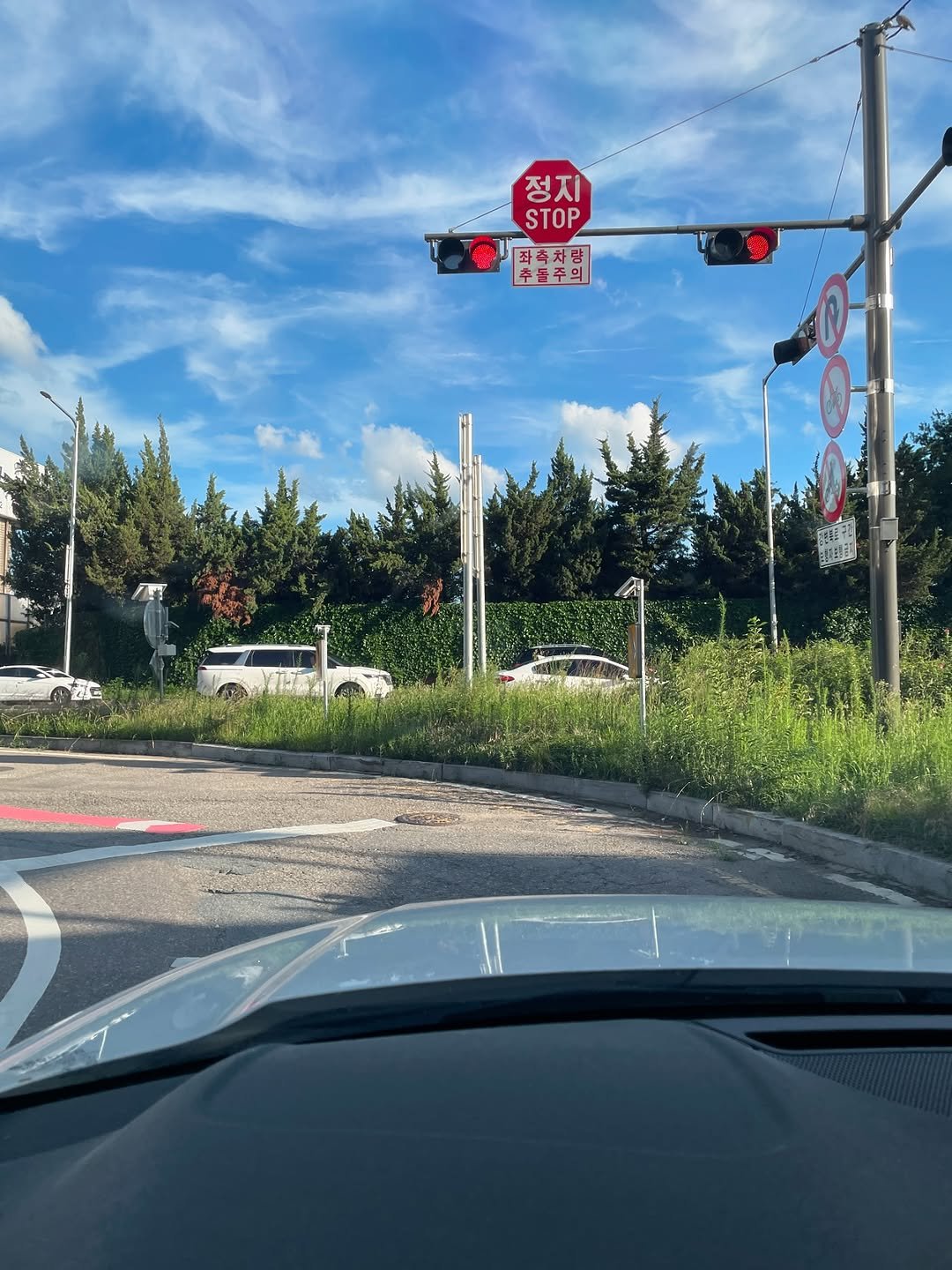 Photo by sera jung on July 20, 2025. May be an image of car, road and telephone pole.