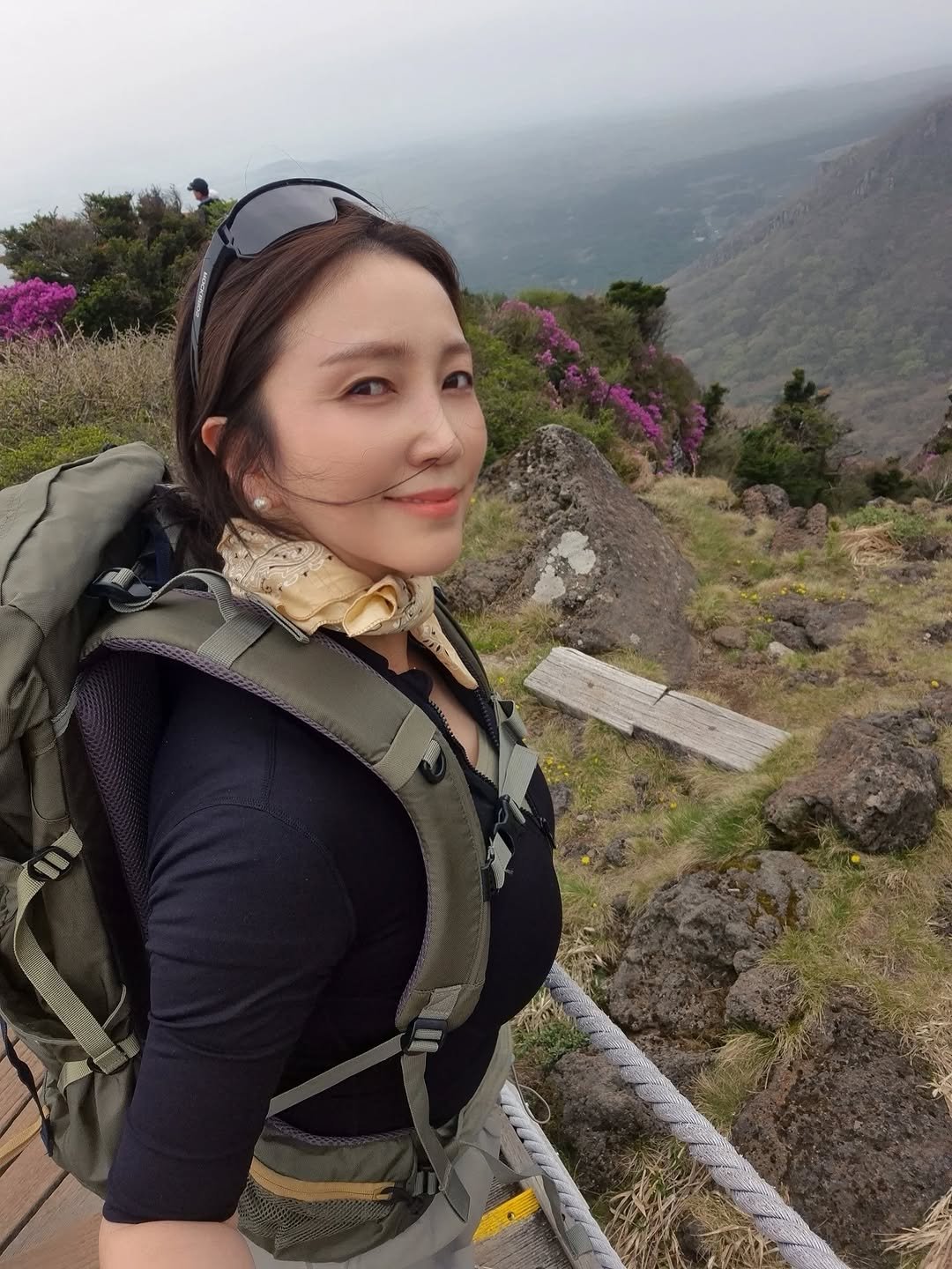 sera_mami 게시물 이미지: 한라산에 여운이 깊어 또 당일치기
제주여행 티켓팅중?!ㅋㅋㅋㅋㅋ
.
모든 오름에...