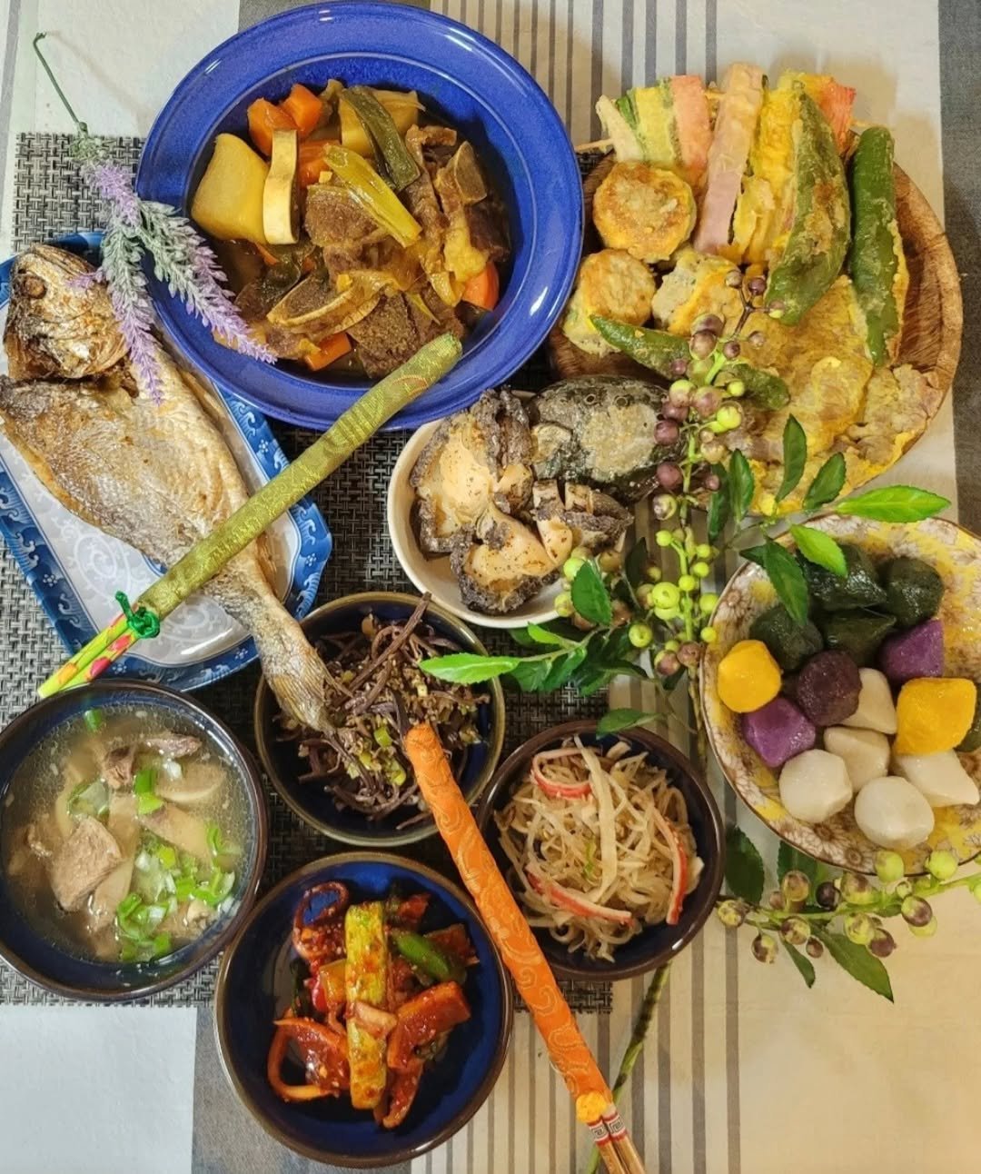 Photo by 세라마미🕊 꿈꾸는 하루, 도전하는 삶 on December 27, 2025. May be an image of tofu, radish, Perilla and text.