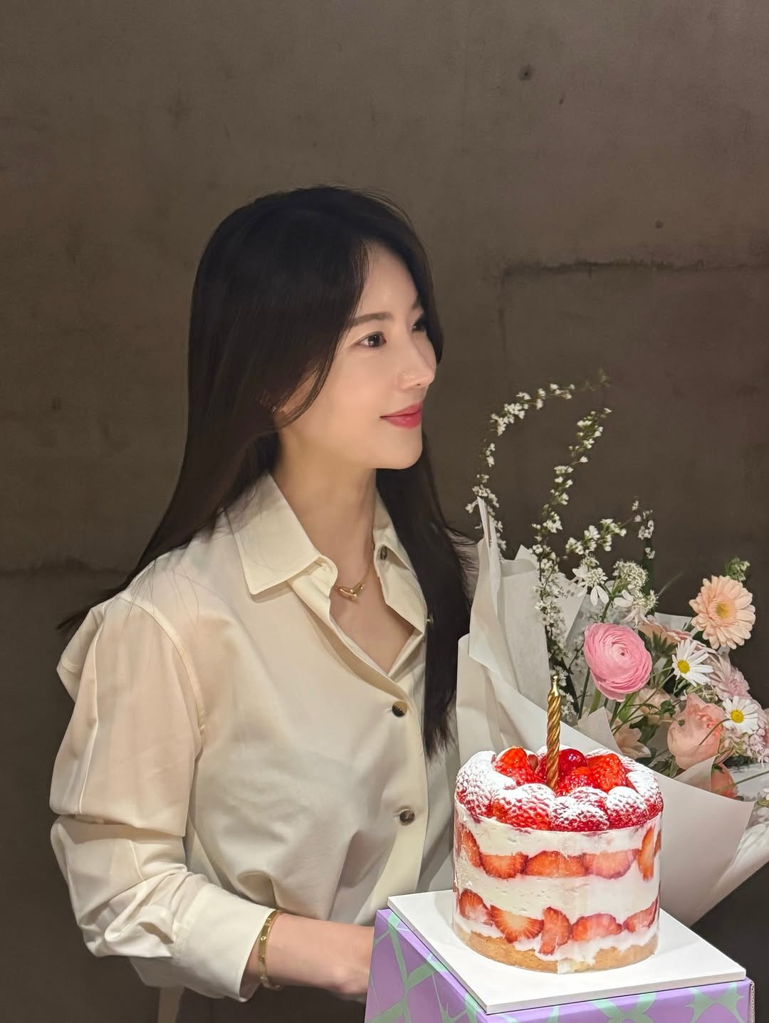 seulgi___h 게시물 이미지: 다들 고맙구 사랑해요🫶🏻💋
나 행복하네 !! 💖