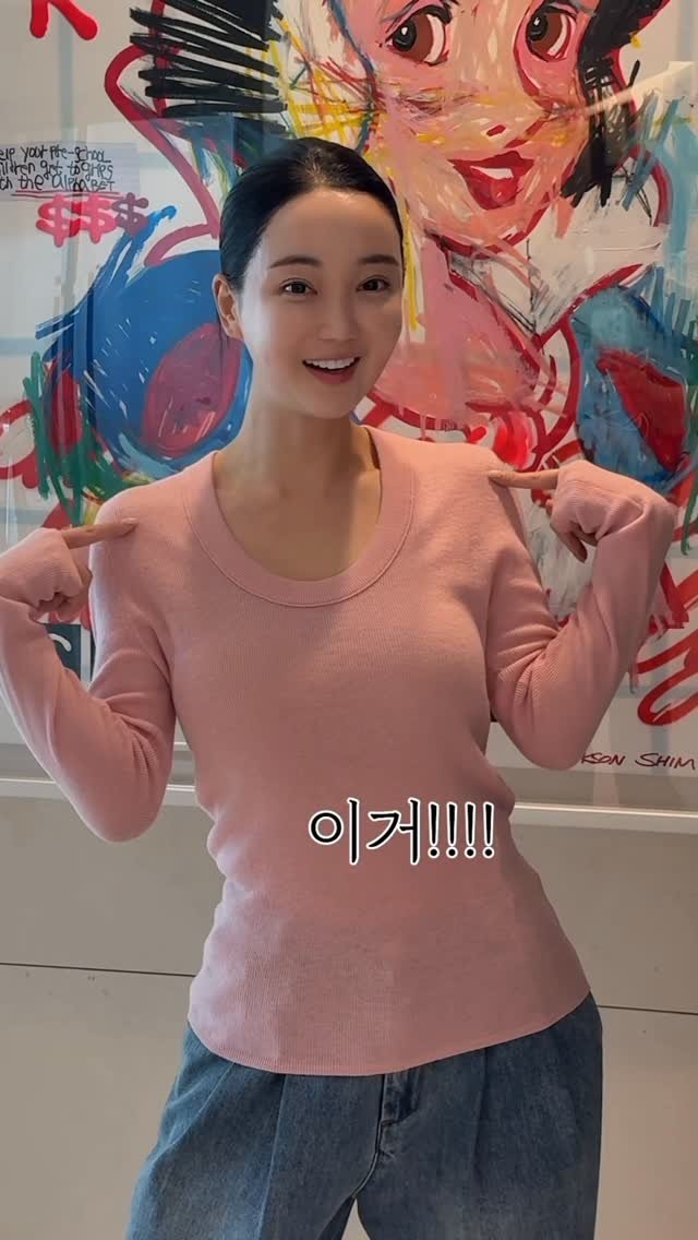 seung_muse 게시물 이미지: 뉴컬러 울100% U넥 풀오버 니트✨
겨울 이너로 이 니트가 딱이에요!
기존컬러도...