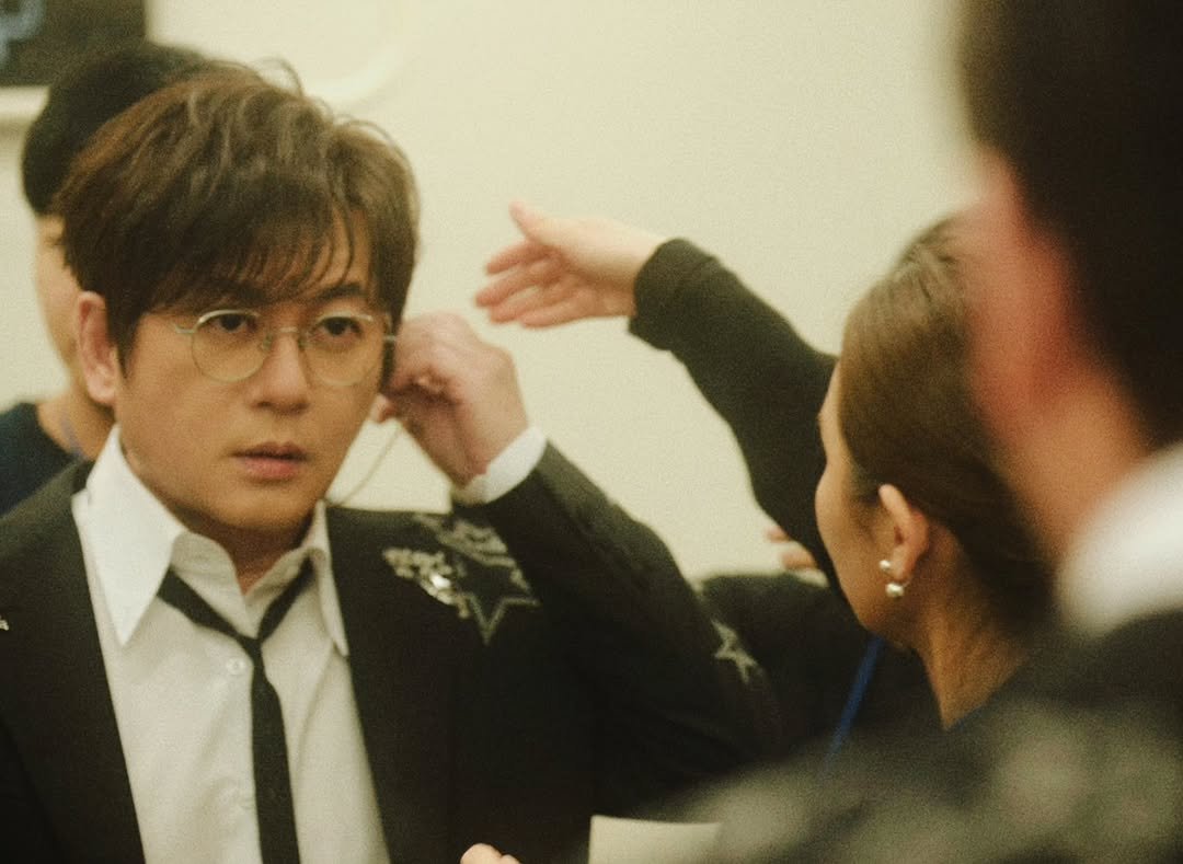 seunghun_1101 게시물 이미지: 백스테이지 오피셜사진 몇장공개해요!ㅎ
일본 빌보드때 사진찍어주고,  라디오웨이브...
