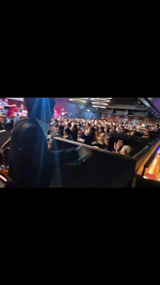 seunghun_1101 게시물 이미지: 어제 요코하마  빌보드라이브에 만난 일본 팬여러분!ㅎ
반가웠고,오랜만인데도 따뜻하게...