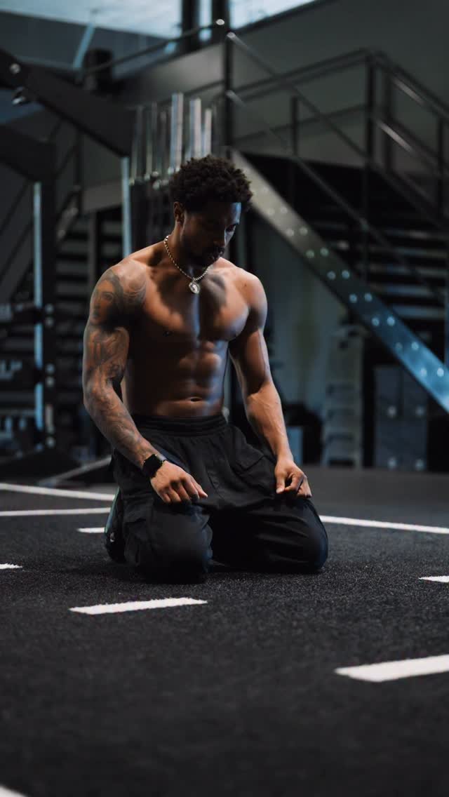 shaiross83 게시물 이미지: Marine Core Push Up Challenge🥵
Shoutout to...