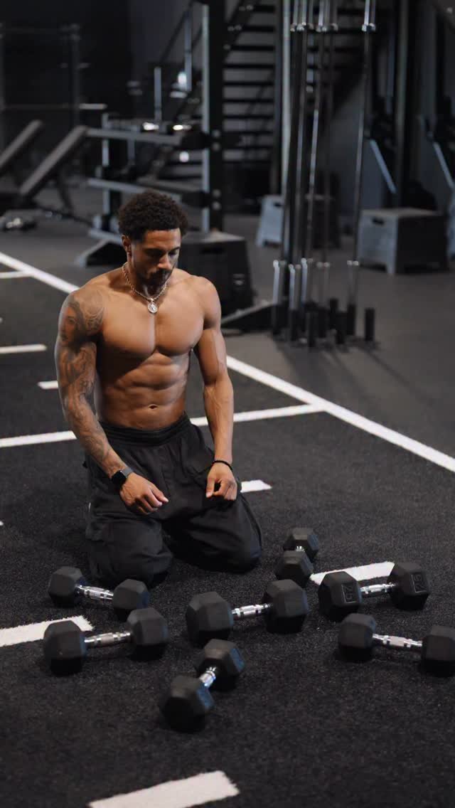 shaiross83 게시물 이미지: Star Push-Up Challenge�
Yall think you can do...