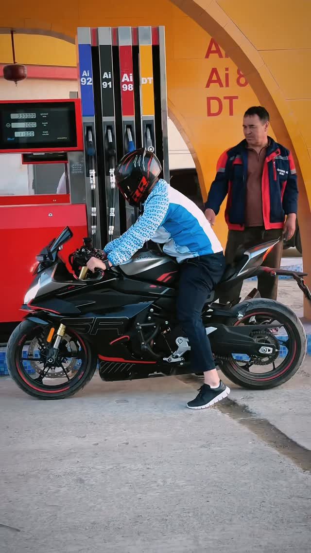 shaxmotors 게시물 이미지: Getami do’stim?