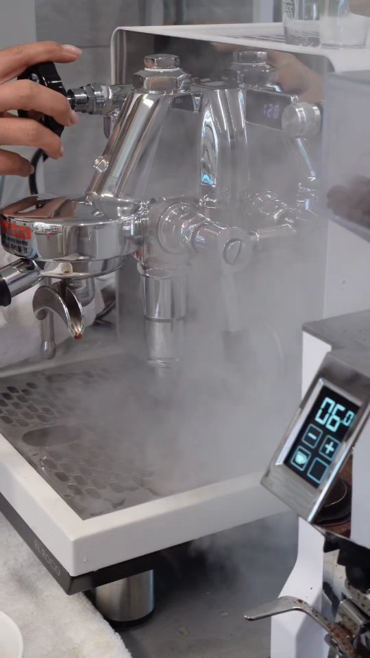 she1004love 게시물 이미지: #홈카페 
.
오늘도 늦잠자고
커피한잔으로 시작~~♡
.
.
#마누스s #미뇽스페셜리타