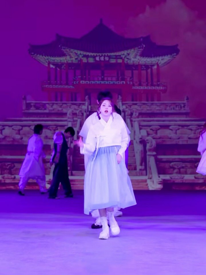 sheen_seoul 게시물 이미지: FIFTY FIFTY x SHEEN:SEOUL
Relay dance