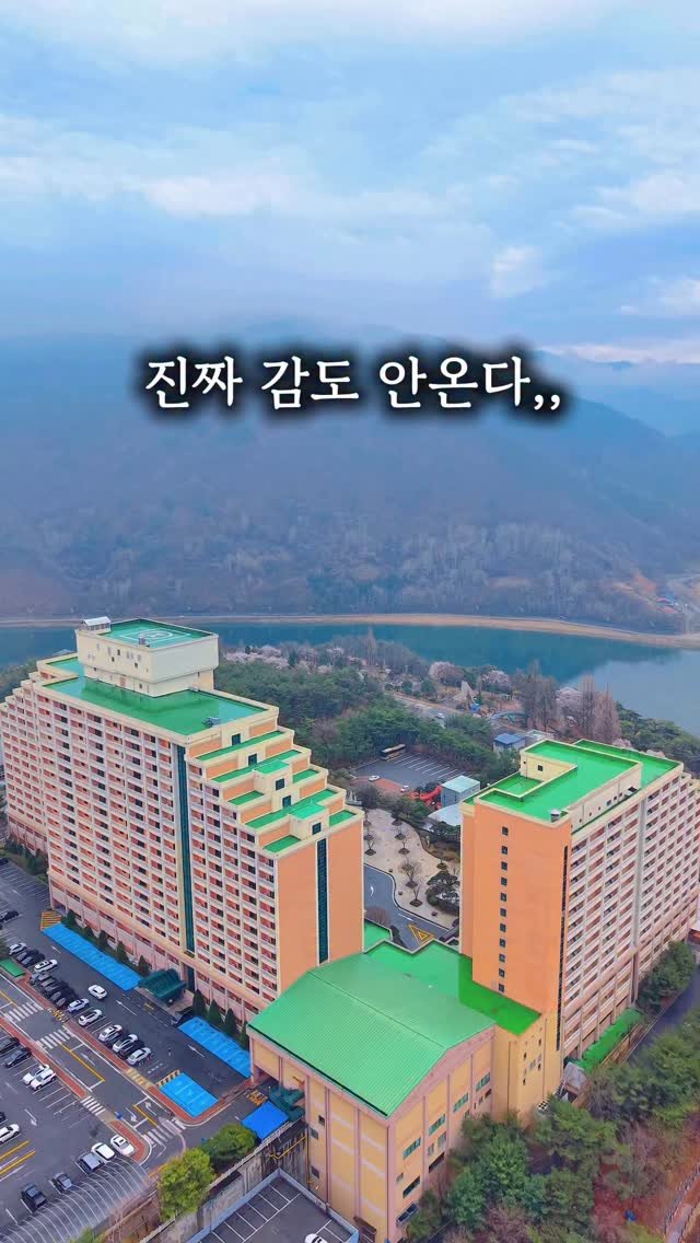 shej586 게시물 이미지: 진짜 감도 안온다,,

얼마나 할인을 때려준건지 감도 안옴,,
숙세페도 이길만한...