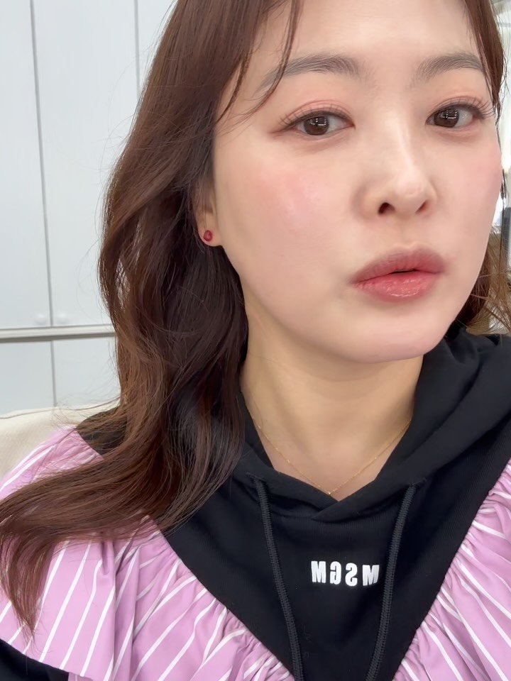 shimjinhwa 게시물 이미지: -
헤.  메.  코. 가 예뻤던 날들💕