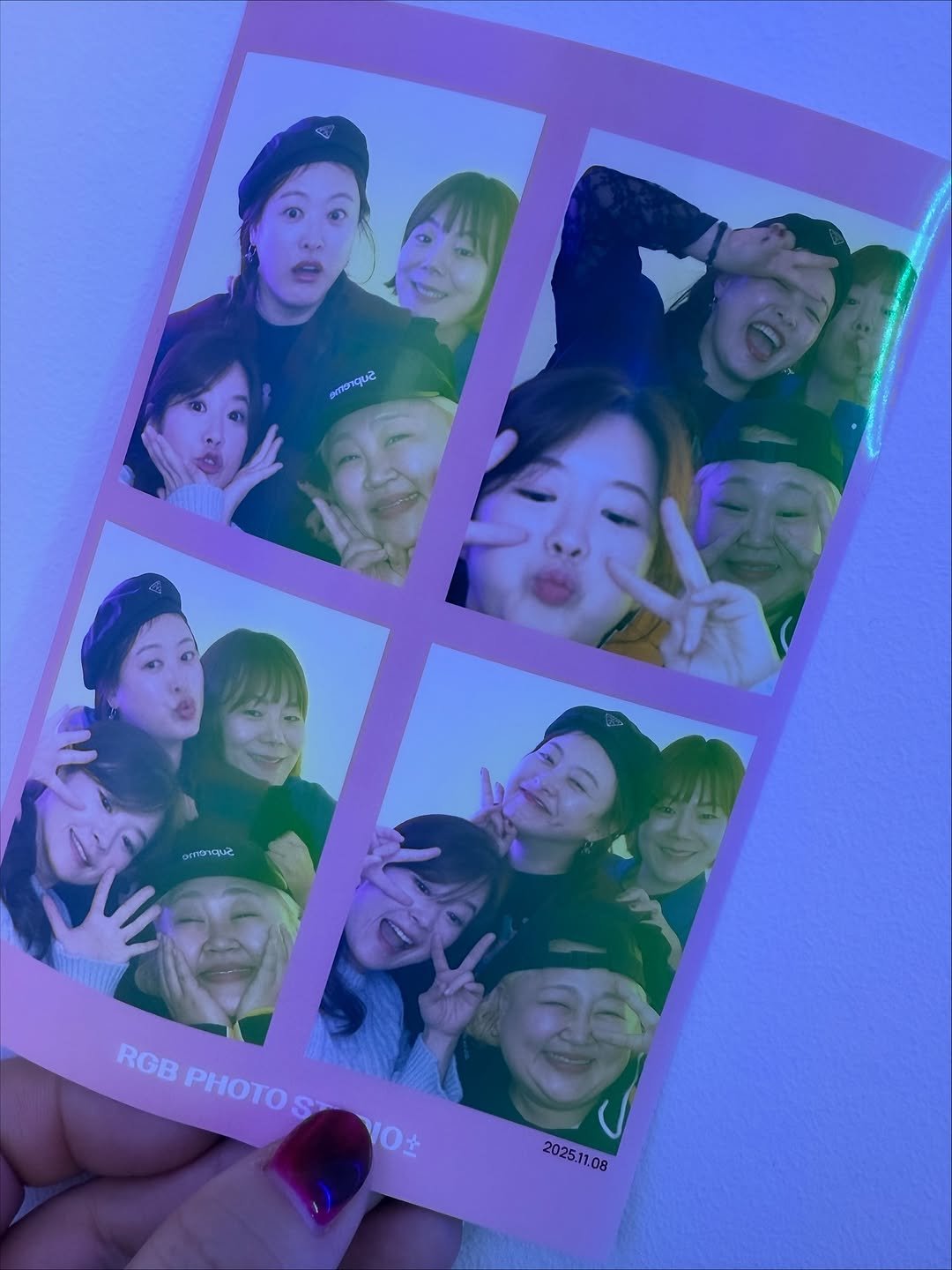 Photo by 개그우먼 심진화🌷 on November 15, 2025. May be an image of one or more people and text.