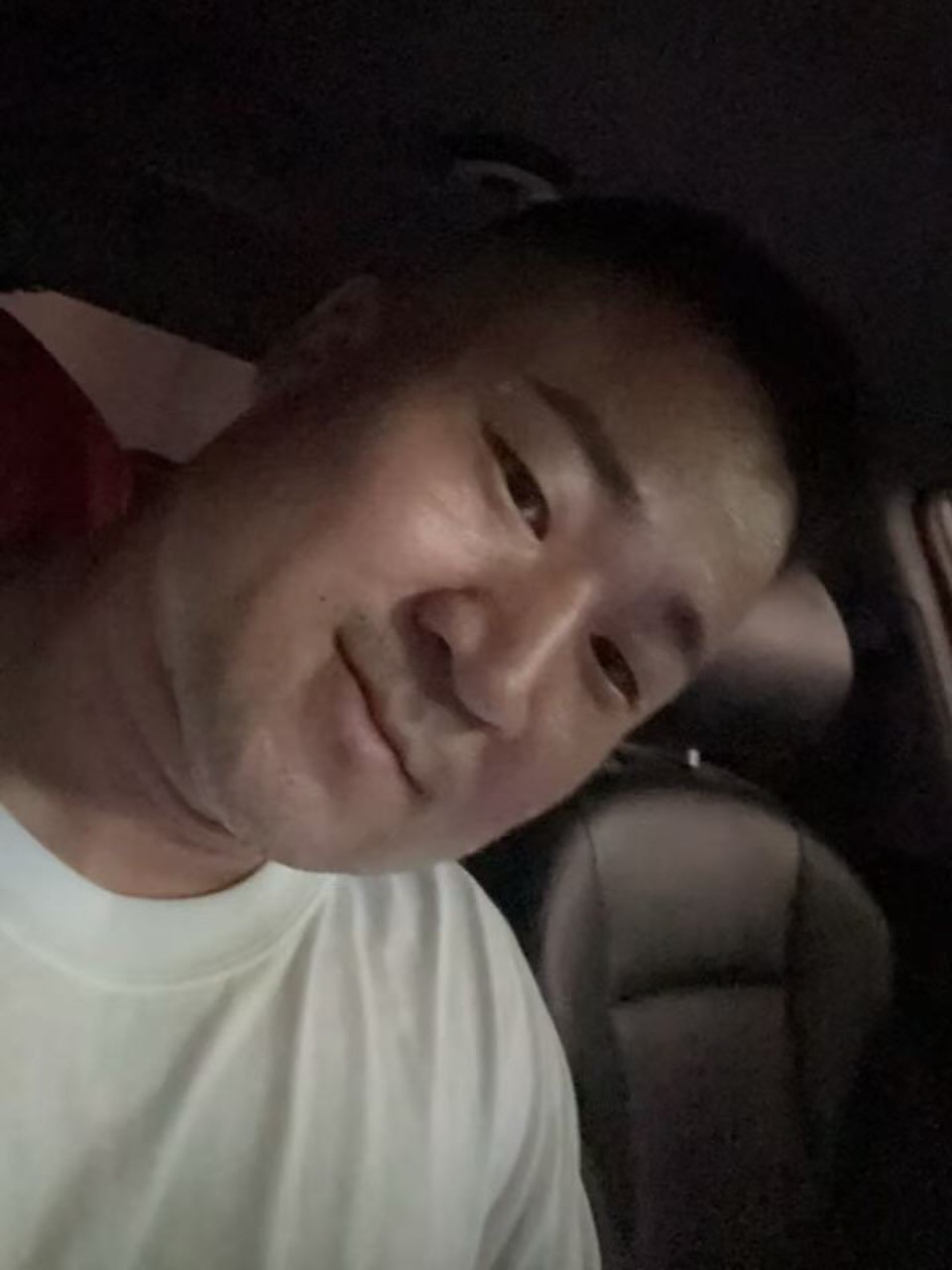 shin_bodybuilding 게시물 이미지: 철은 무겁고 하루는 길다 하지만 그 무게를 견디며 쌓아 올린 날들은 나를 배신하지...
