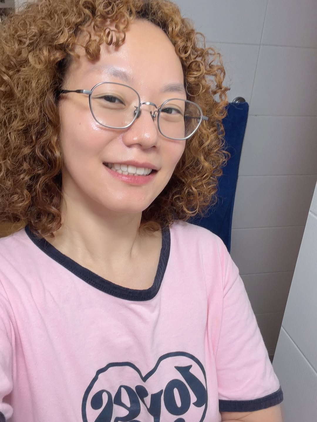shinhyeaa 게시물 이미지: #협찬

차랑 커피를 좋아해서 평소 치아 착색이 조금 신경 쓰였는데. 
올리브영에서...