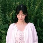 e._.soi 프로필 사진