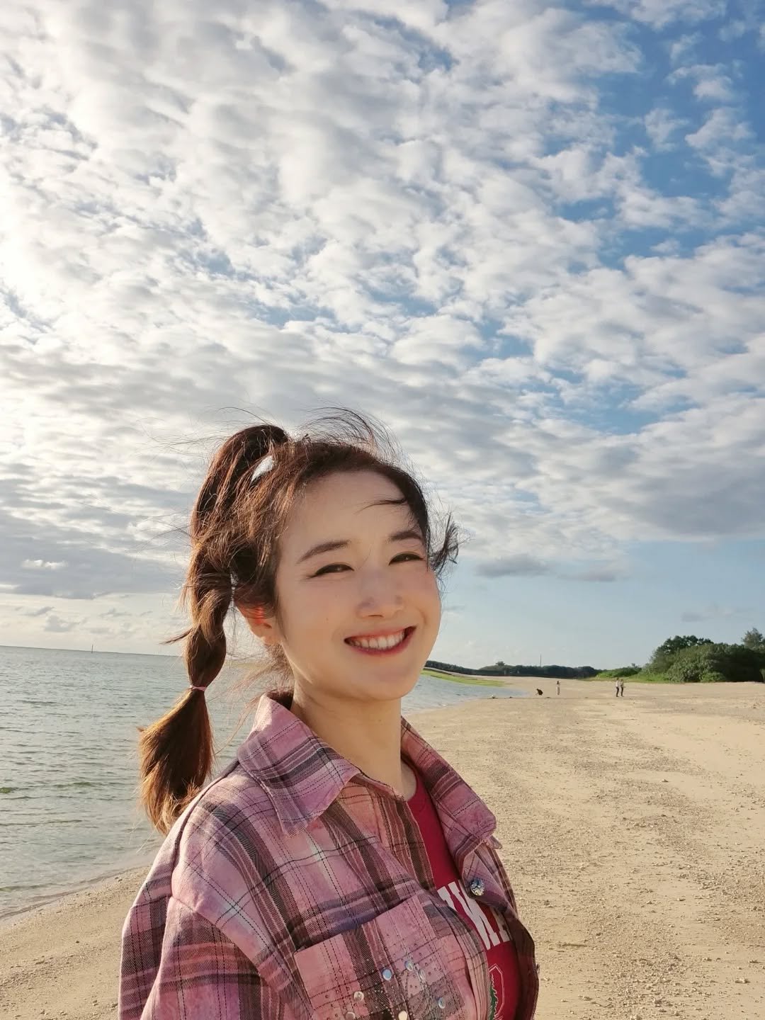 Photo by 행복부자 샤이니 | 건강. 마인드. 영어 on April 15, 2026. May be an image of ocean, beach, horizon and text.