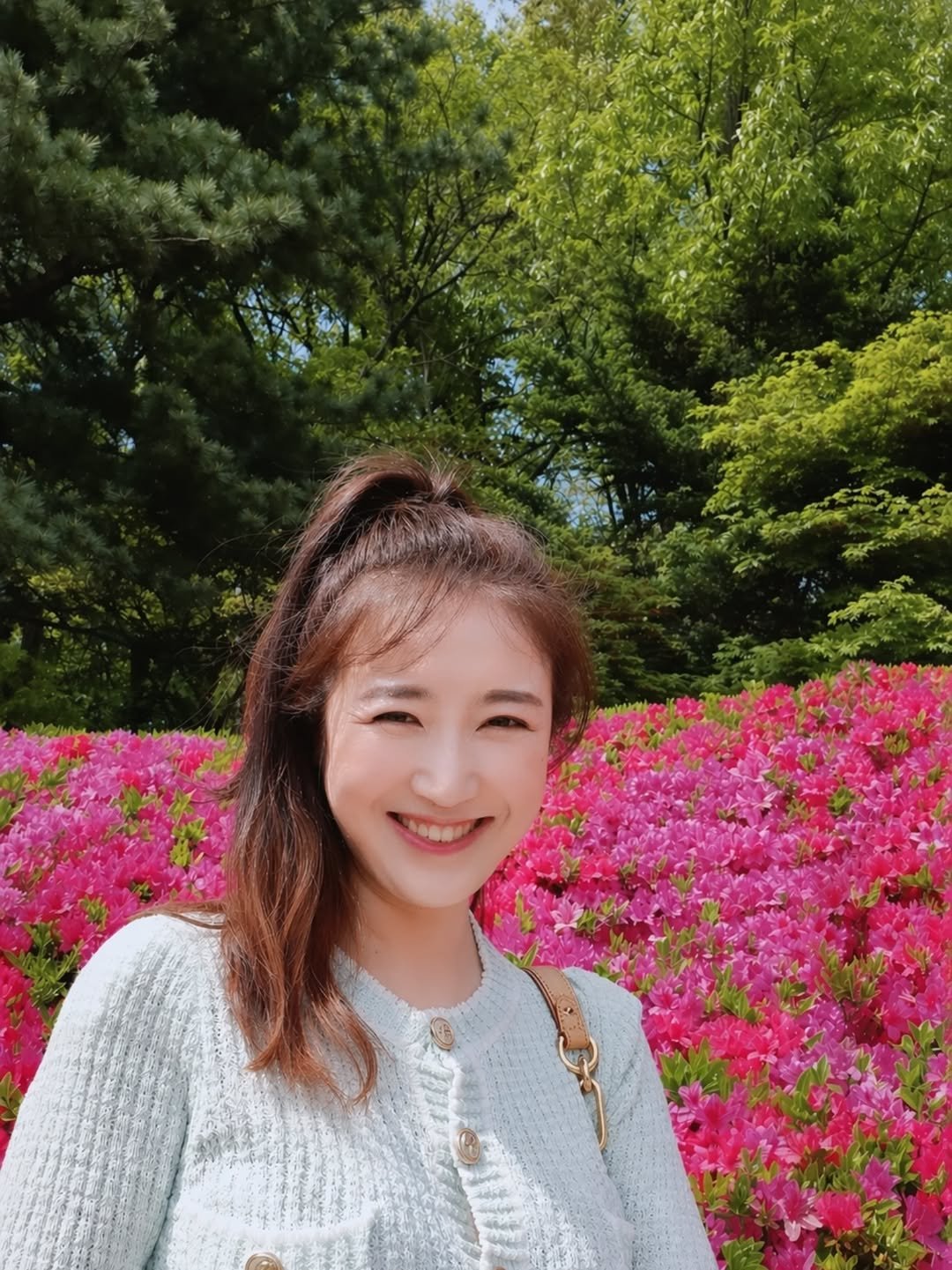 Photo by 행복부자 샤이니 | 건강. 마인드. 영어 on April 23, 2026. May be an image of flower and text.