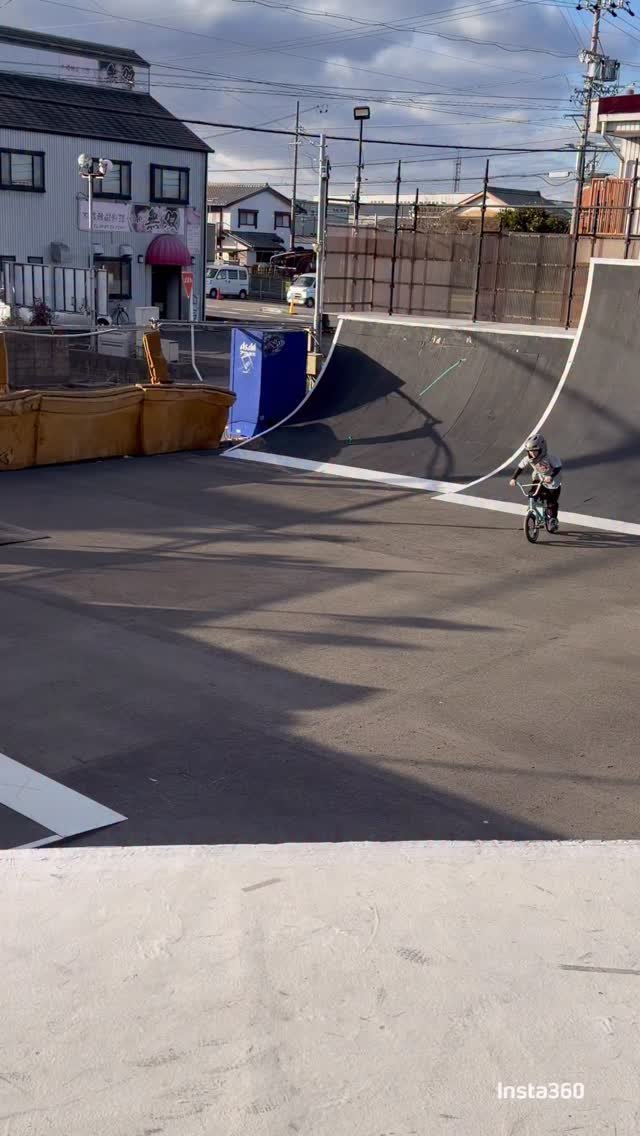 shion_bmx1010 게시물 이미지: Step by Step 🦶...