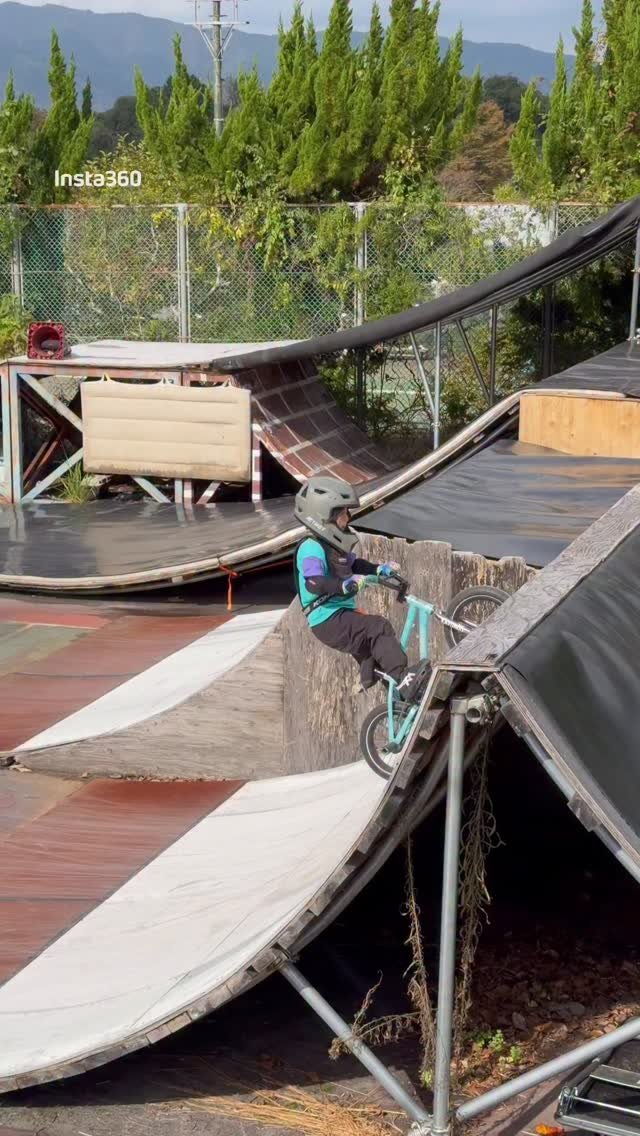 shion_bmx1010 게시물 이미지: FIRST TRY🤲🥹

OVER the SPINE...