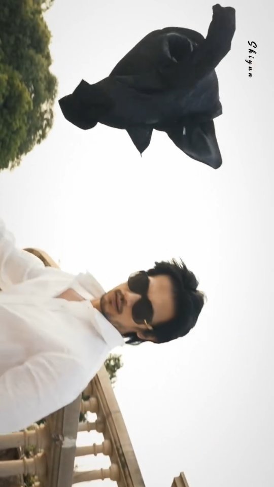 shiyun_fengjii 게시물 이미지: Men all have two faces 🐬🕷

#chineseboy #fypage...