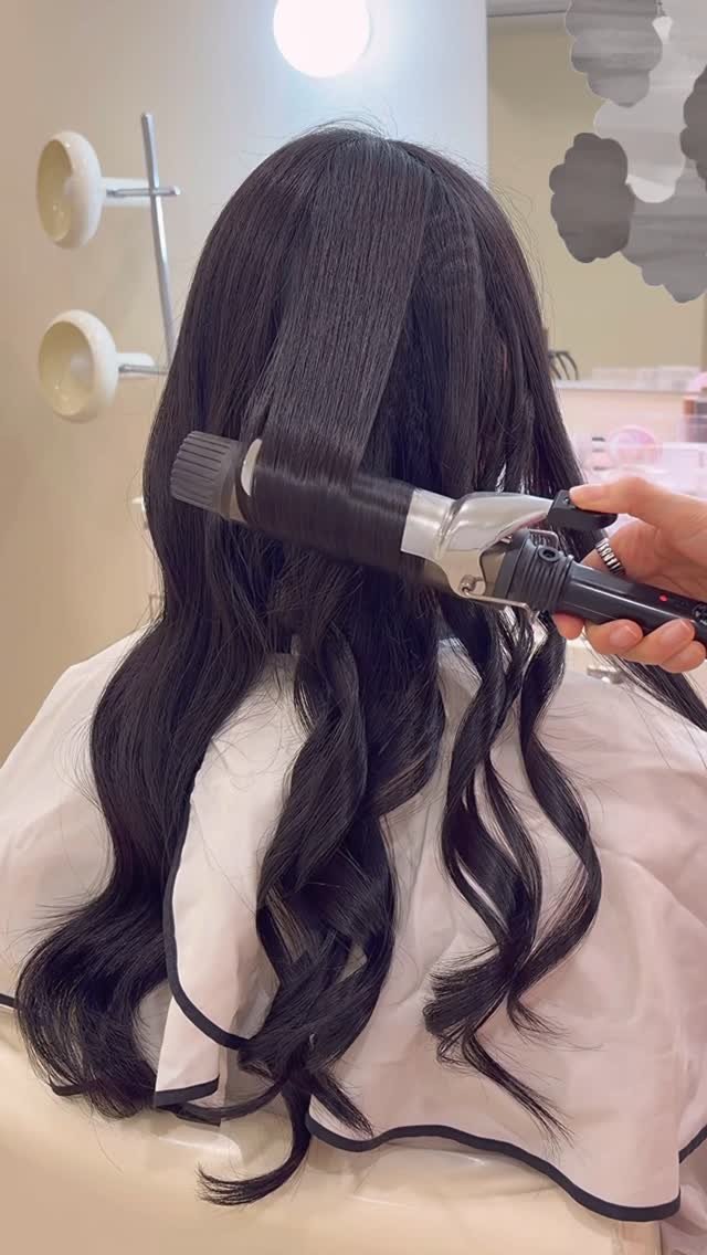 shoni_room 게시물 이미지: 웨딩촬영으로 방문해주신 세젤예신부님🤍🐰
#헤어변형 에도 방해 없는 스타일링으로 연출해드렸어요🫶🏻