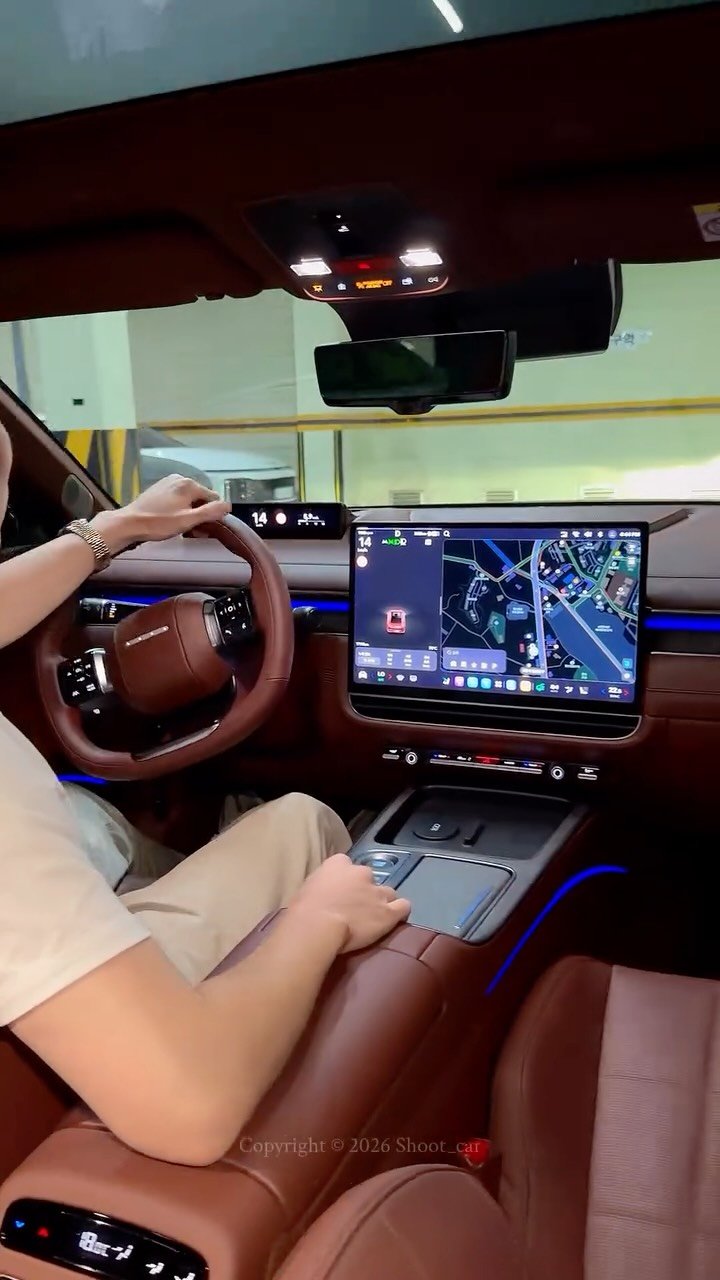shoot_car 게시물 이미지: 그랑죠 계기판 어디갔냐 
2026 (2027) 더 뉴 그랜저 2.5...