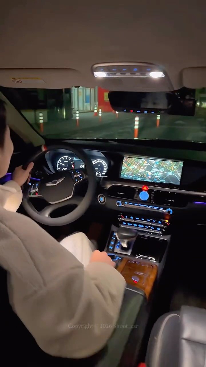 shoot_car 게시물 이미지: 이게 진짜 우리나라 명차지
2016 제네시스 EQ900 3.3T AWD 출고...