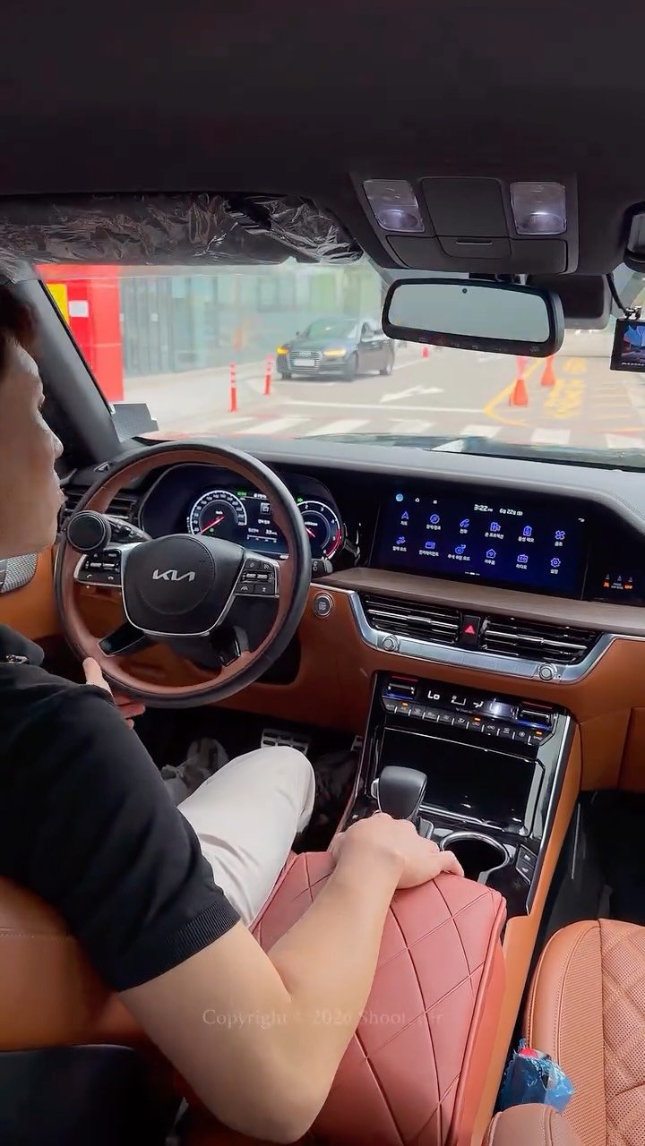 shoot_car 게시물 이미지: 모하비는 실물을 못담네🥵
2022 모하비 더 마스터 3.0 디젤 4WD 마스터즈...