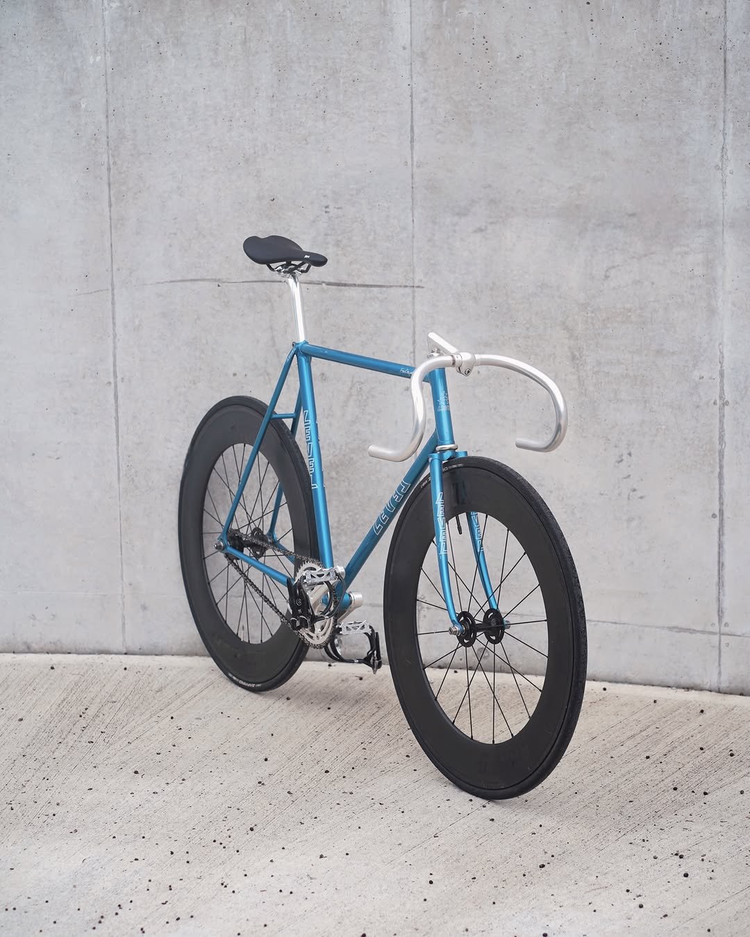 Photo by shota on February 11, 2026. May be an image of bicycle and text.