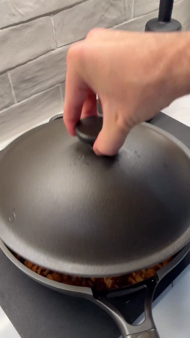 shredhappens 게시물 이미지: Roasted Red Pepper Protein Pasta
 Makes 4...