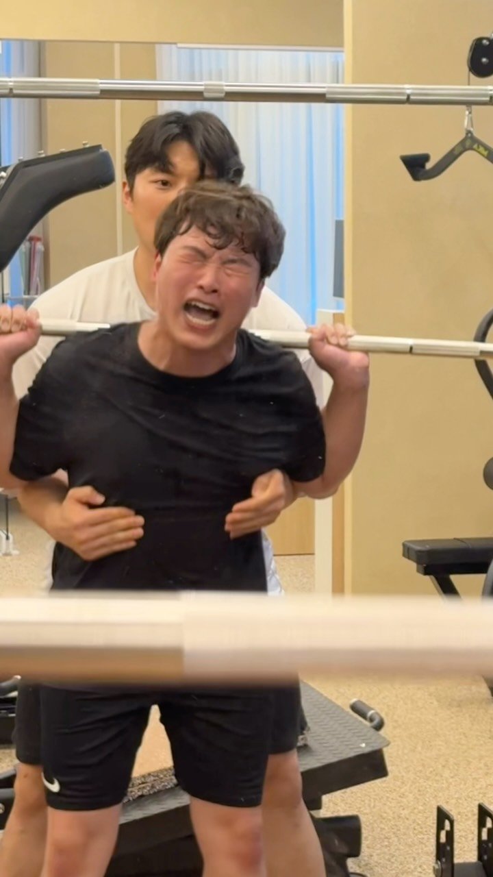 shyunfit 게시물 이미지: 회원님 지창욱 닮음
#지창욱 #연예인pt #천안pt #스쿼트