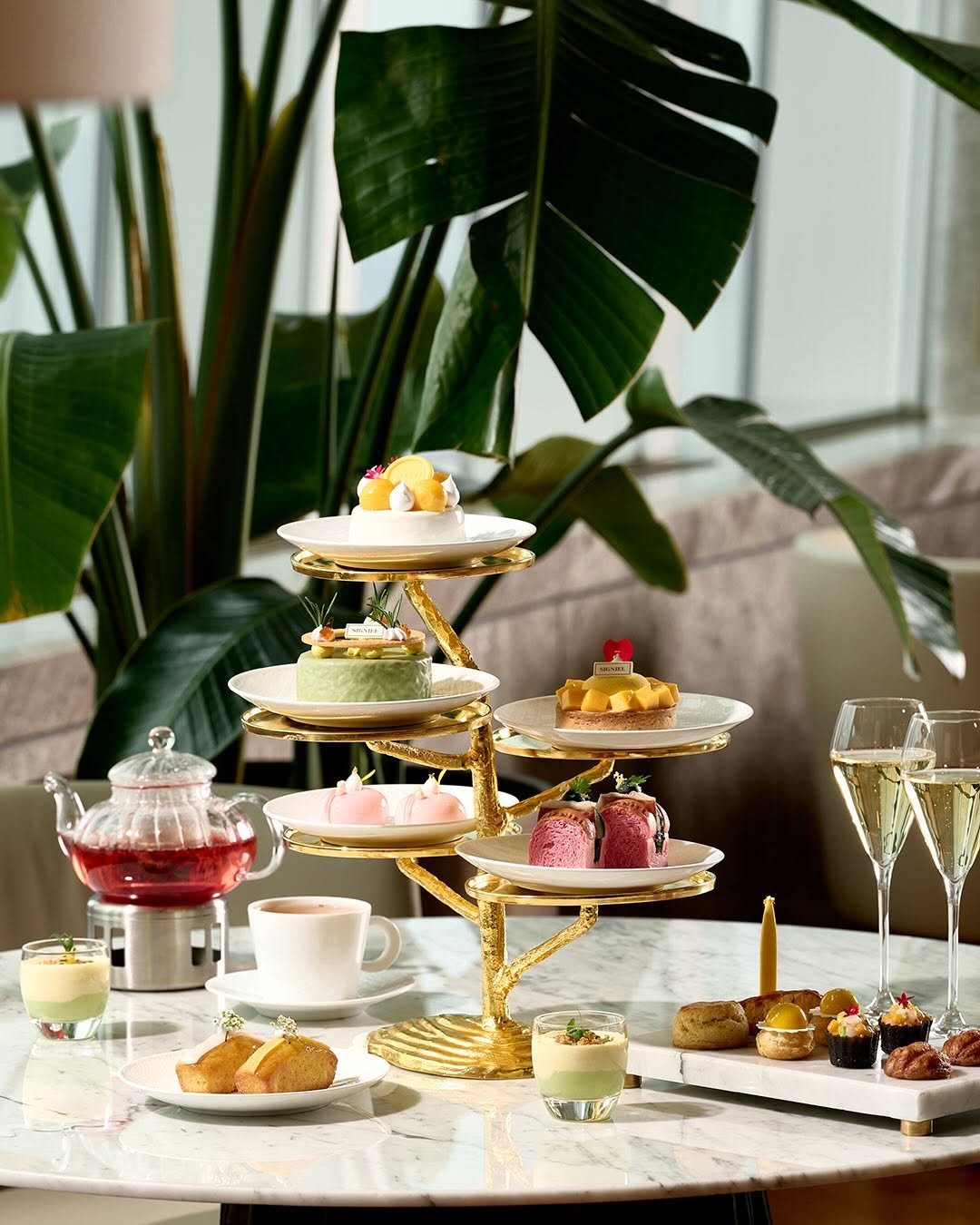 signiel_hotels 게시물 이미지: Discover a new expression of afternoon tea by...