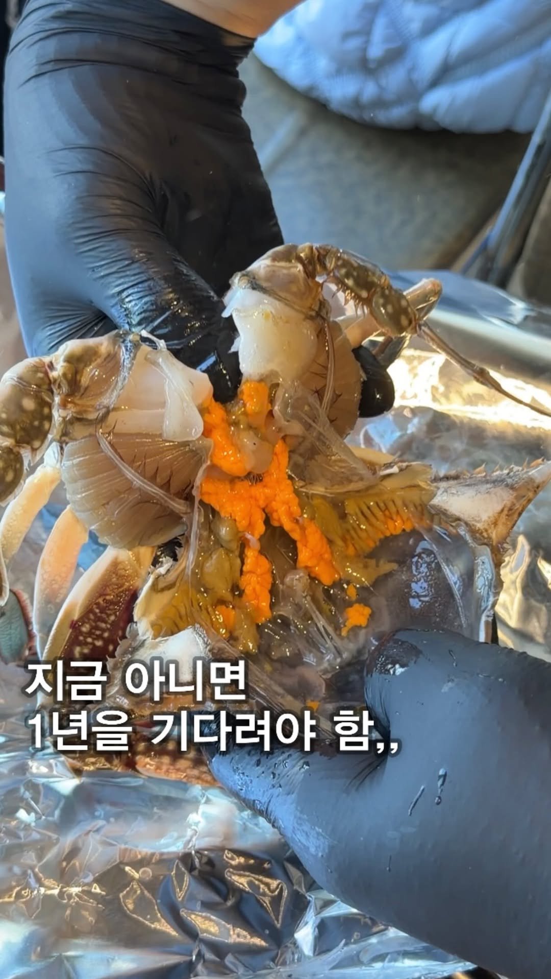 sikhookyung 게시물 이미지: 암꽃게구이 드셔보셨나요..?! 지금이 제철이라 이때 아니면 1년을 기다려야하는데요!...