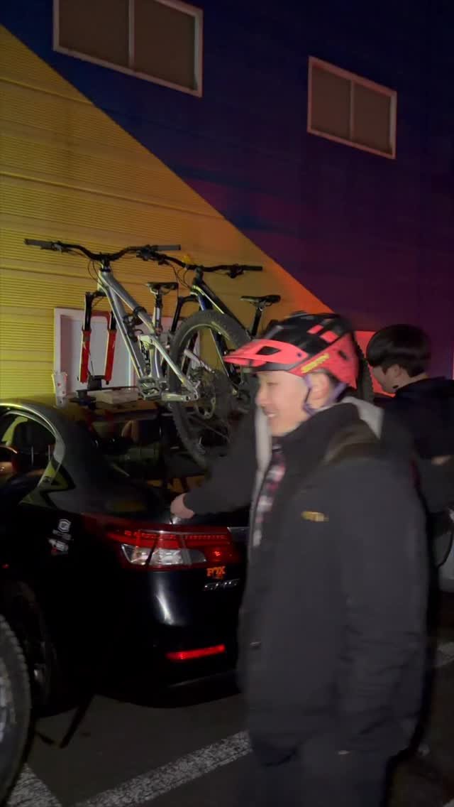 sikss_lee 게시물 이미지: 이렇게까지 한다고?
@habitualmemories 
.
#리바쇼 #산악자전거...