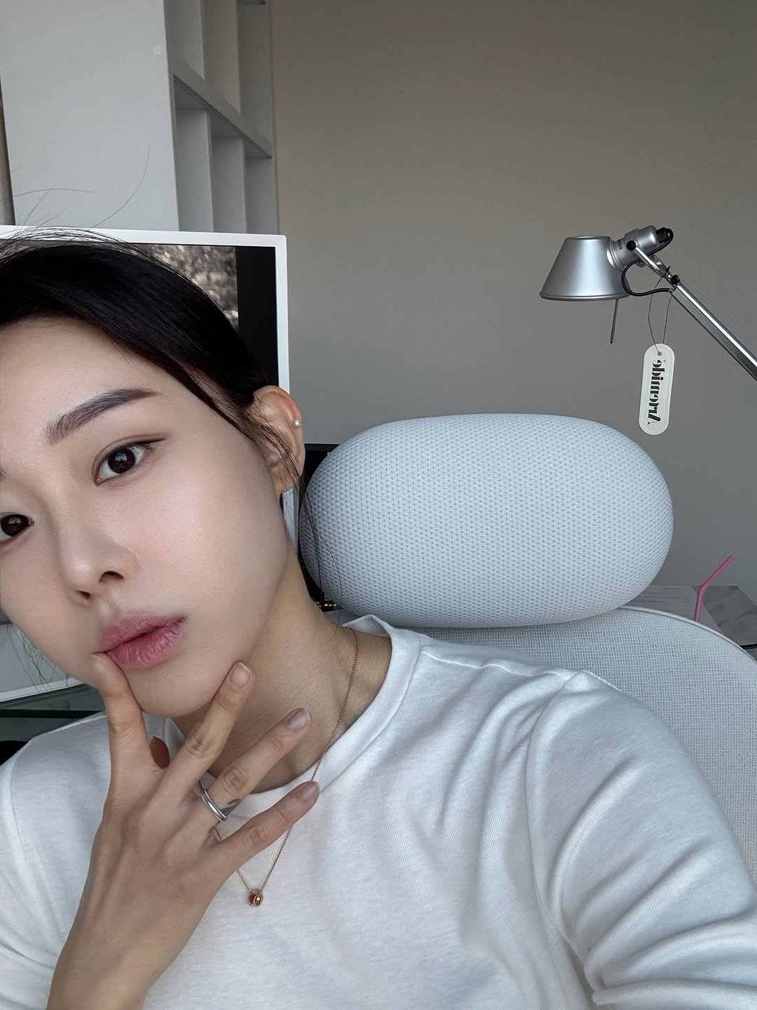 Photo by SILKY sᴇʟғ-ᴄᴀʀᴇ 운동•동안관리 on December 29, 2025. May be a selfie of one or more people, hair and text.