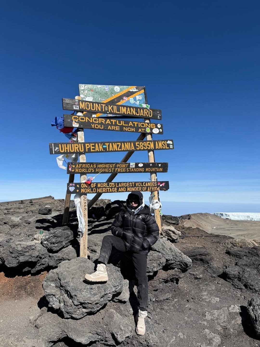 Photo by 권은비 on February 02, 2026. May be an image of outdoors and text.