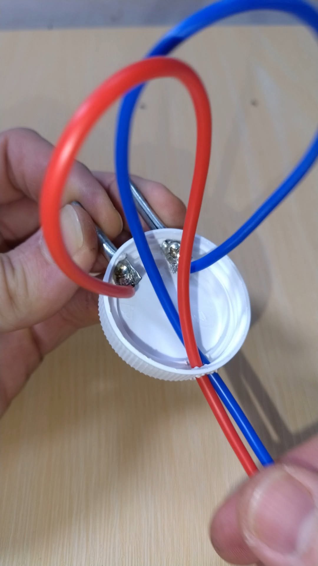 simple_creative22 게시물 이미지: A Great Trick from a Veteran Electrician with...