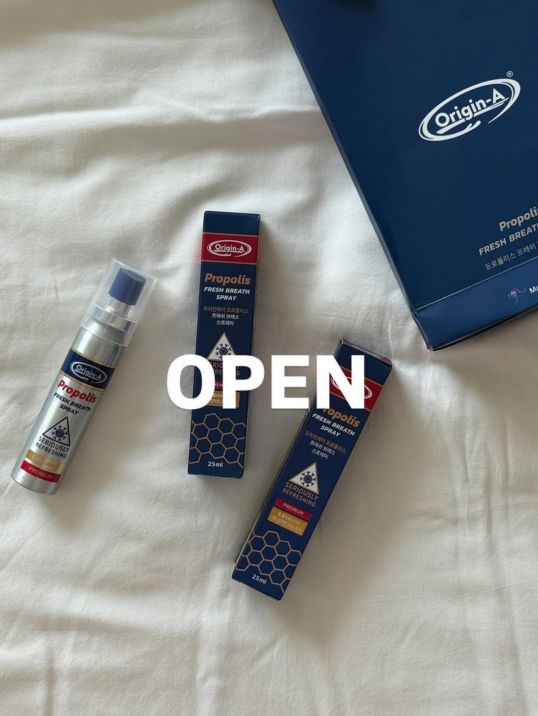 Photo by 심플팩토리 박세희 on November 11, 2025. May be an image of lighter, ointment, hand cream, cigarette case, perfume and text that says 'Origin-A Origin-A Origin-A FRES FRESH FRESHBREATH FRESNBREATH BREATH SPRAY Propoli BREAT FRESH 로콜리스 프려쉬 OPEN FRESH SPRAY SPRREATH BREATH 25ml 주목에소 የግት oENyM 양신장조의원유 25ml'.