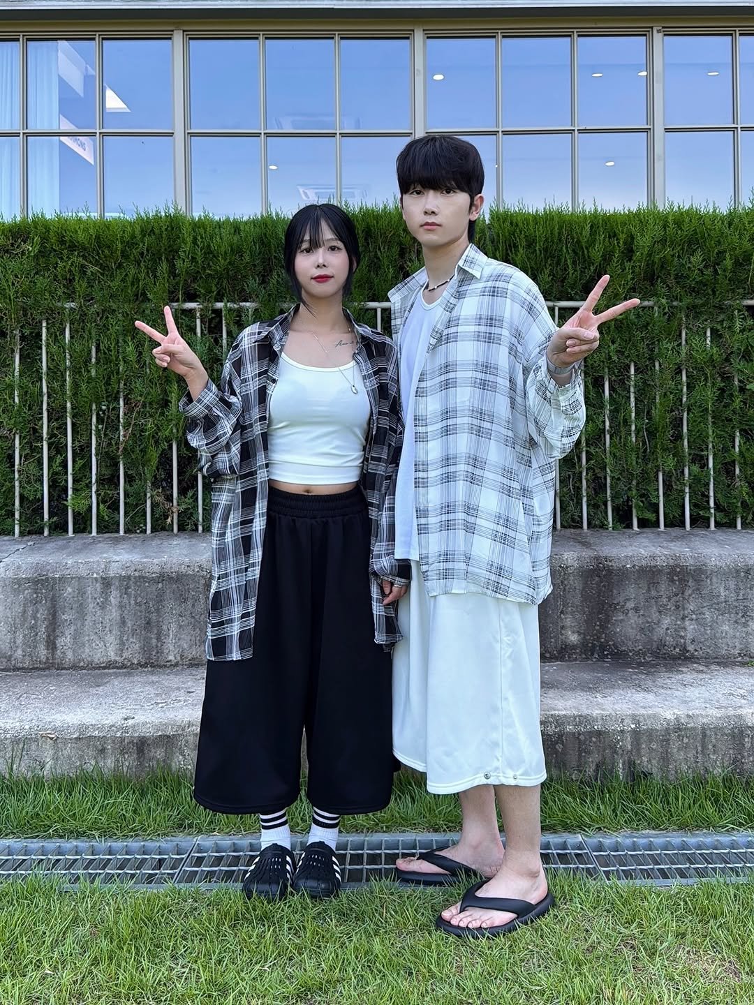 Photo by 신의현/에드앤마이너스 on August 06, 2025. May be an image of 2 people and text.