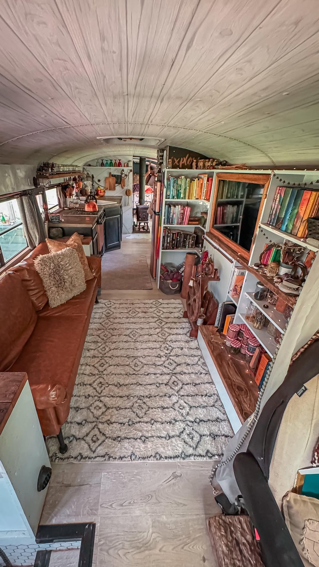 sincewewokeup 게시물 이미지: Six years of bus life 🚌
•
I was asked...