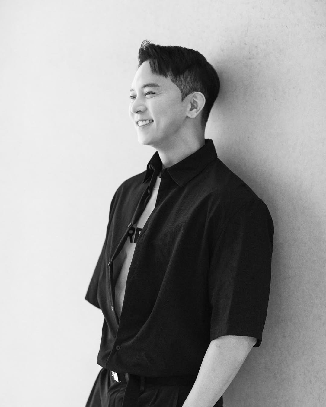Photo shared by 주언규 on July 18, 2025 tagging @beigeseoul25. May be a black-and-white image of 1 person, bangs, bolo tie, top and text.