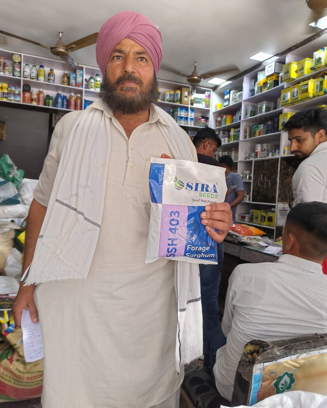 Photo by Sira Seeds on April 26, 2026. May be an image of turban and text that says 'GUAD ሥ 보션 SSIRA SEEDS AHи! 3иT 403 SSH SSH403 Forage Sorghum'.