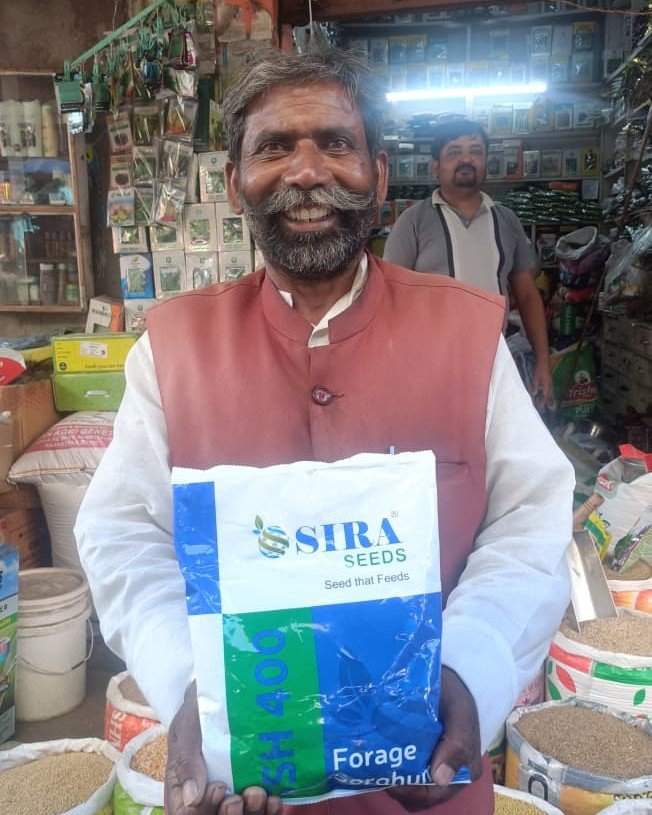 Photo by Sira Seeds on April 26, 2026. May be an image of plant and text that says 'ONAL SSIRA SEEDS Seed that SeedthatFeeds Feeds 201 gg ব र Forage Sorahul สรันตา'.