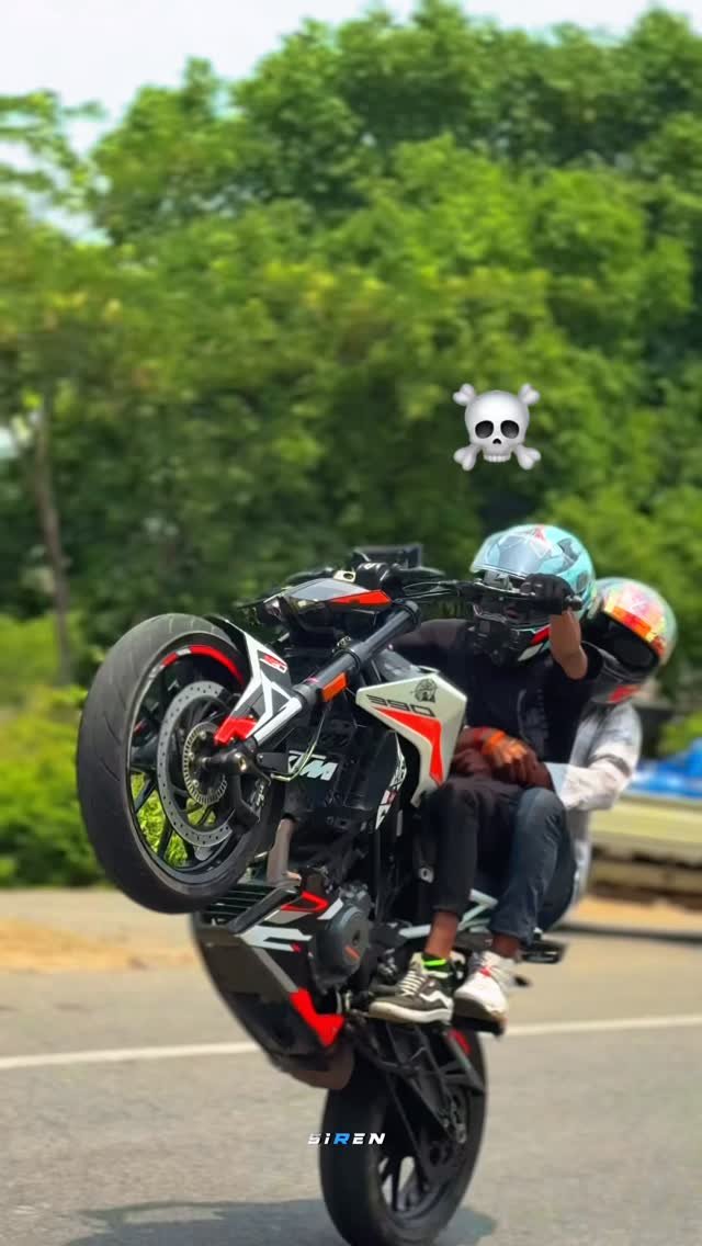 siren_390_ 게시물 이미지: ak se ak Ladaku se💀
.
#duke #ktm #ktmrc...